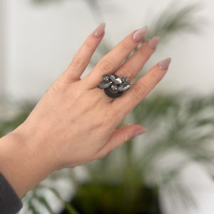 Mini black ring