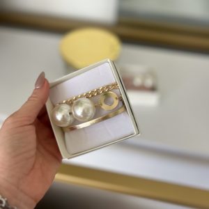 Bracelet pearl gold